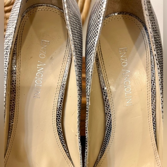 Enzo Angiolini Eamerryann Silver/Gold Peep Toe Size 7.5 - Picture 8 of 13